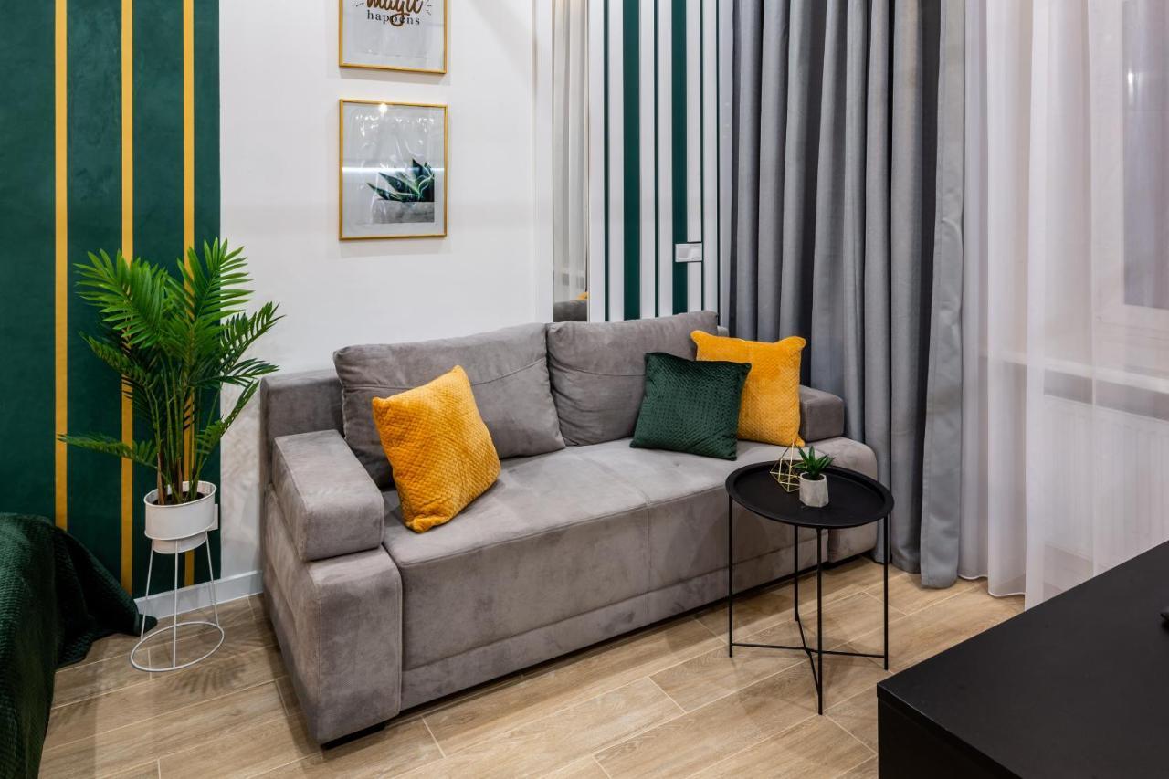 Emerald Lux Apartment. Liveinlviv Luaran gambar