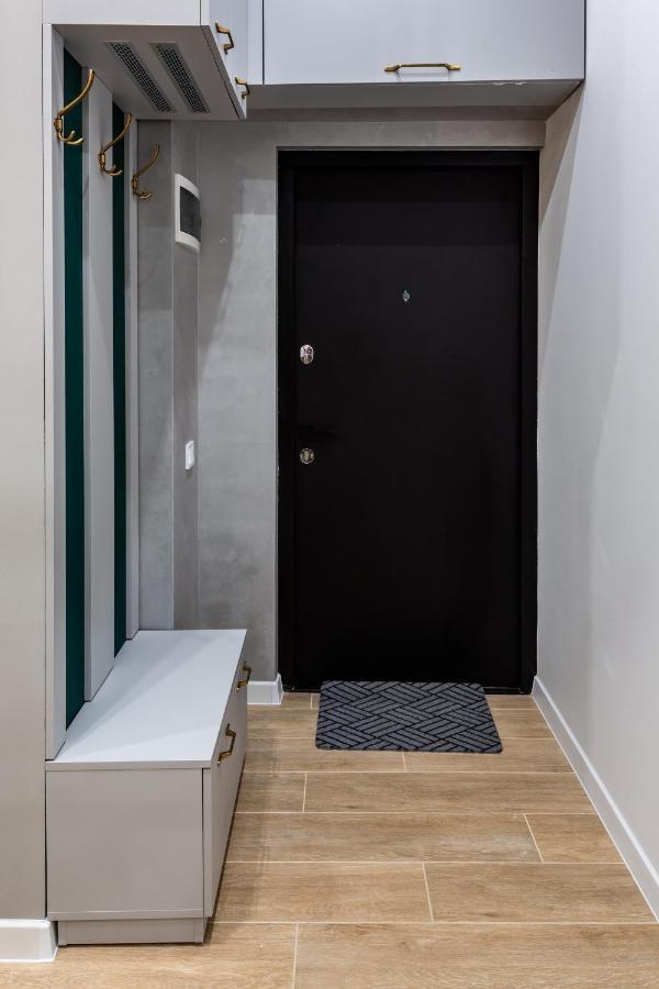 Emerald Lux Apartment. Liveinlviv Luaran gambar