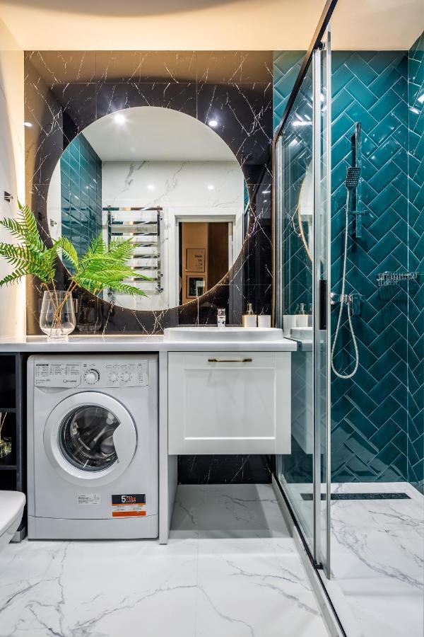 Emerald Lux Apartment. Liveinlviv Luaran gambar